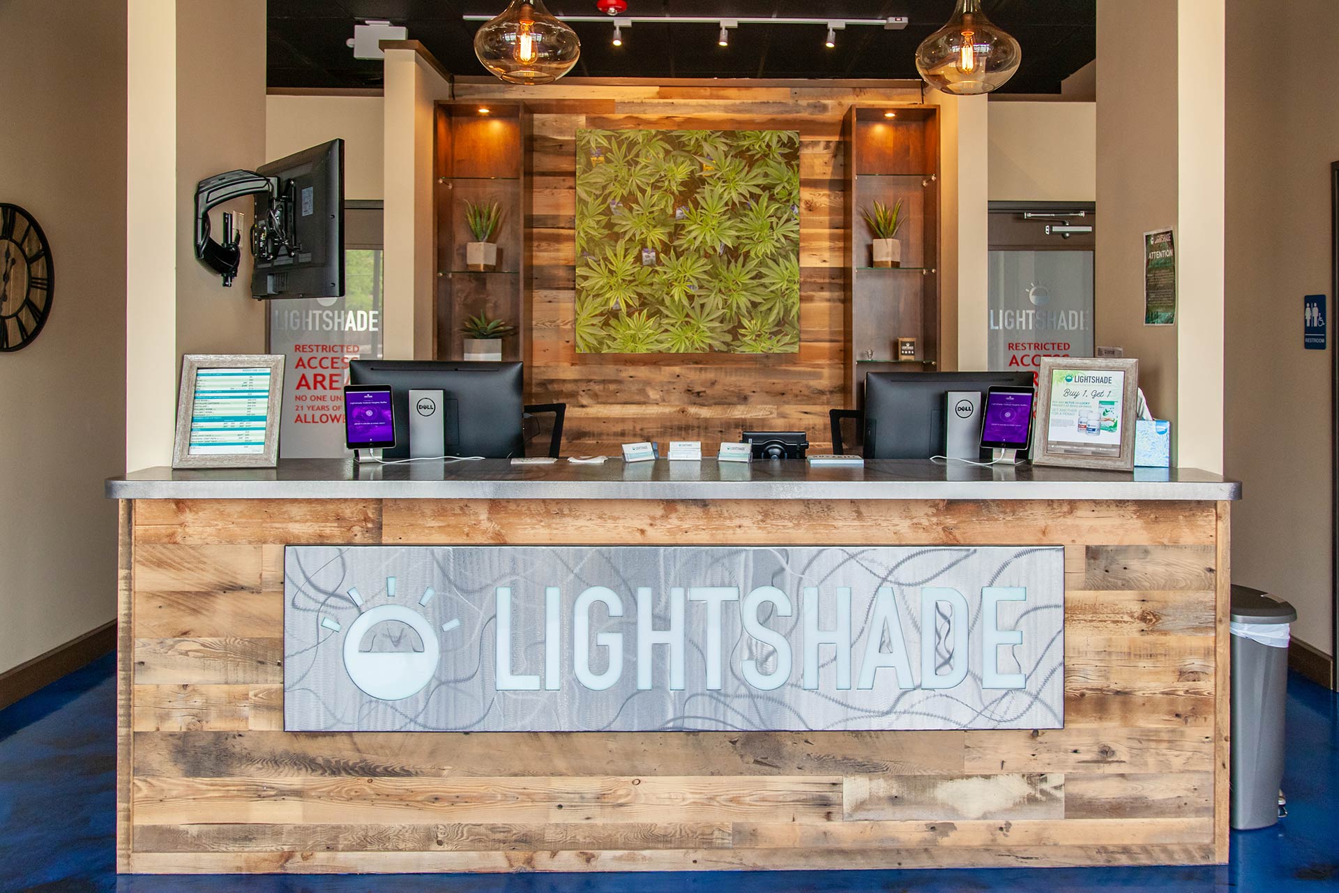 Reception Desk at Lightshade Federal Heights Dispensary