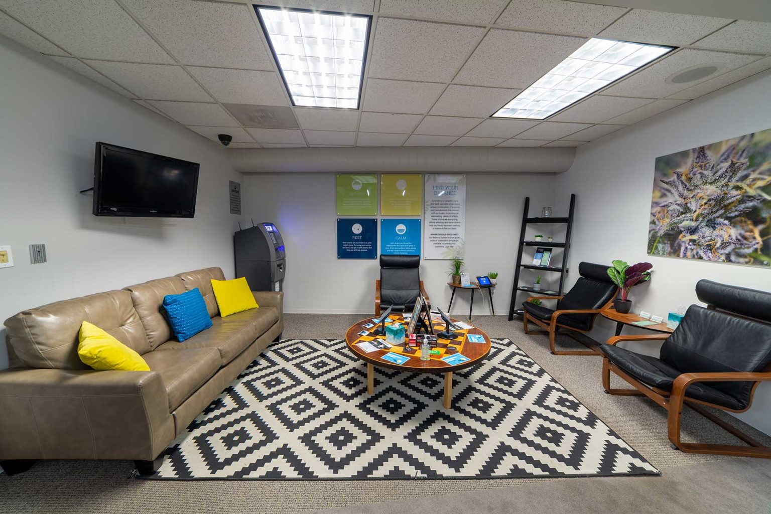 Rec & Med Dispensary Southeast Denver Lightshade Evans