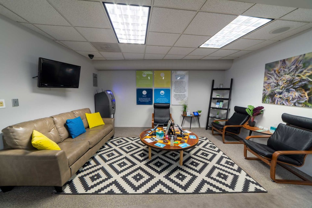 Rec & Med Dispensary Southeast Denver Lightshade Evans